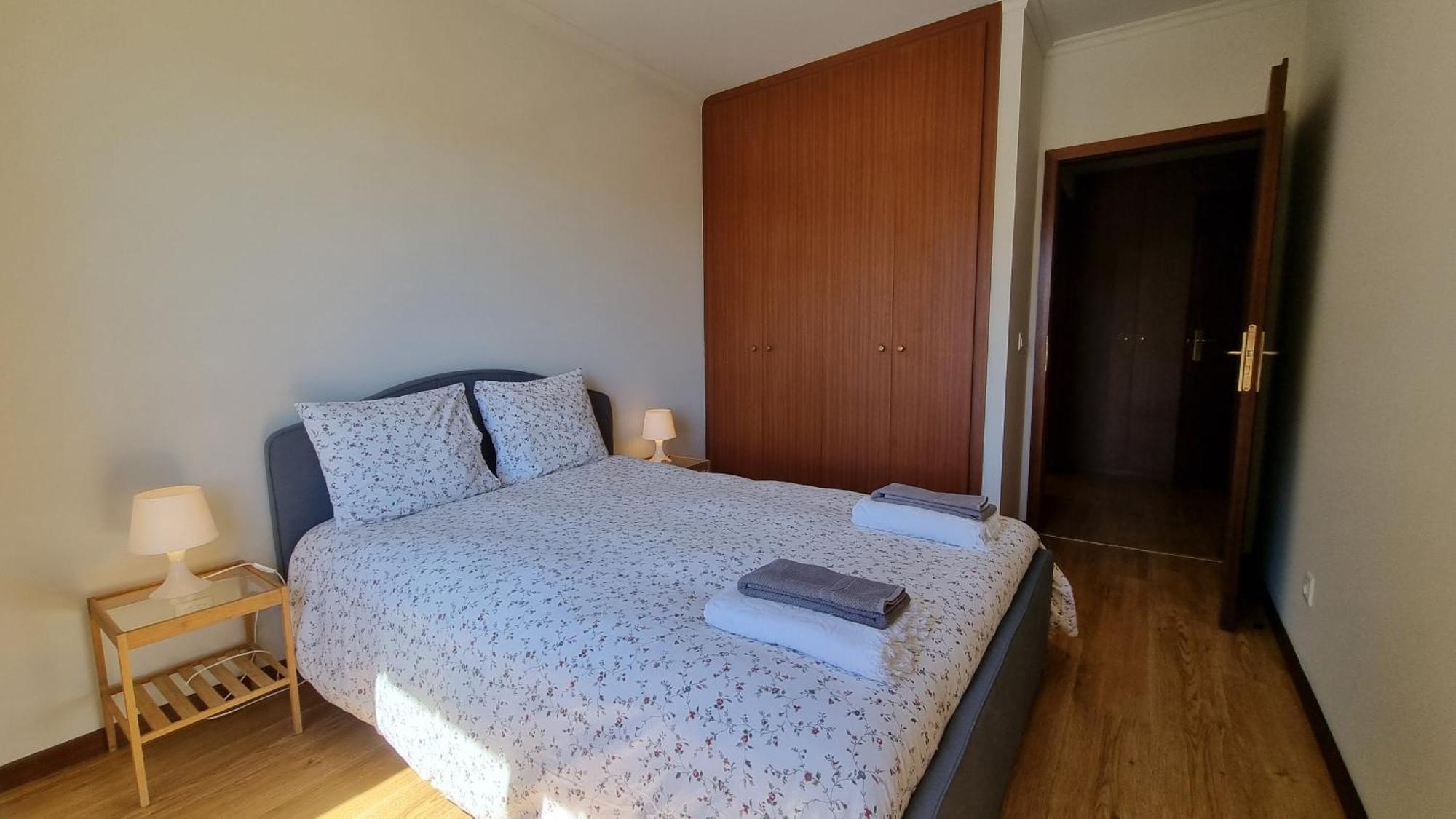 Comfortable Apartment Porto Bagian luar foto